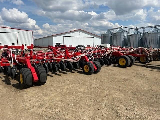 Image of Bourgault 3720 equipment image 2