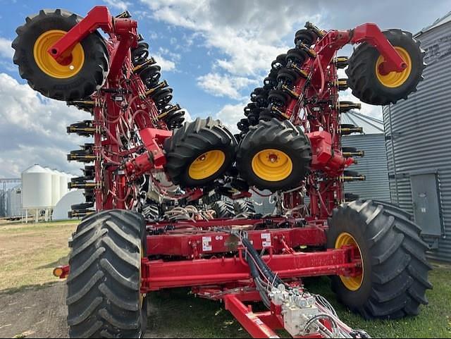 Image of Bourgault 3720 equipment image 2