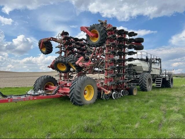 2024 Bourgault 3720 Equipment Image0