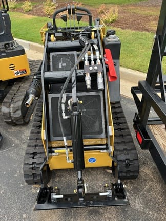 2024 Boxer 385D Equipment Image0