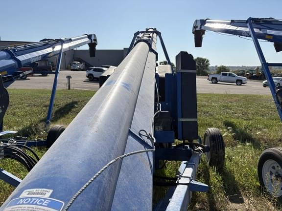 Image of Brandt GrainBelt 1547LP equipment image 4