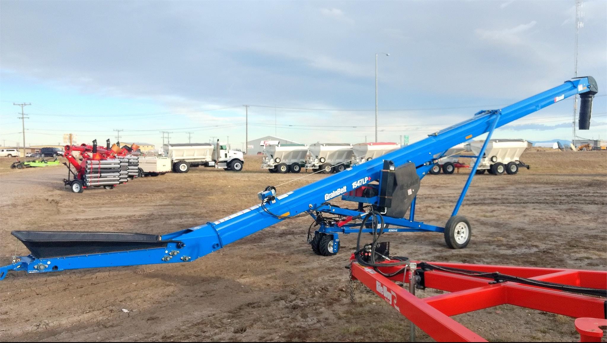 2024 Brandt 1547LP+ Equipment Image0
