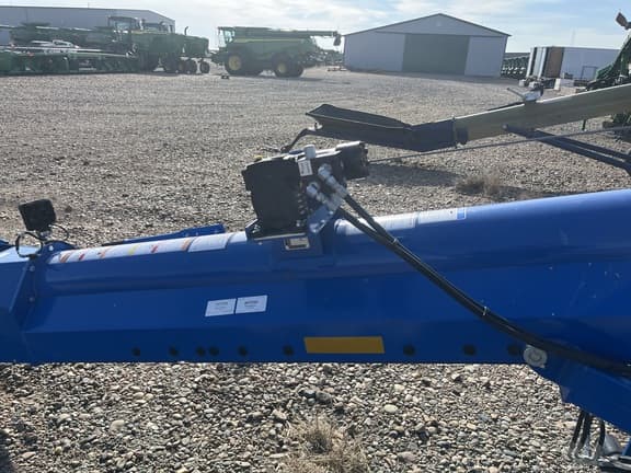 Image of Brandt GrainBelt 1547LP equipment image 3