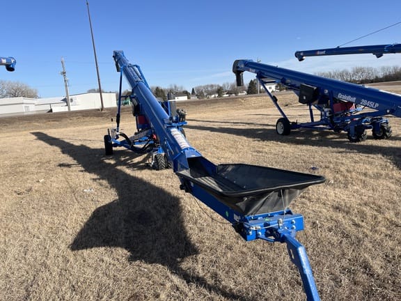 2024 Brandt 1552LP+ Equipment Image0
