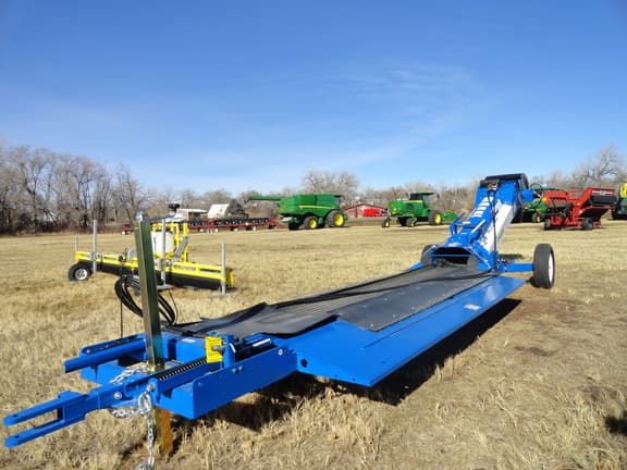 Image of Brandt GrainDeck equipment image 3