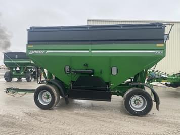 Main image Brent 757