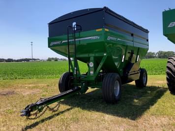 Main image Brent 757Q