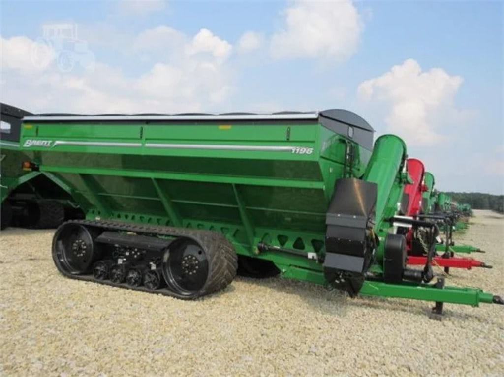 2025 Brent 1196 Equipment Image0