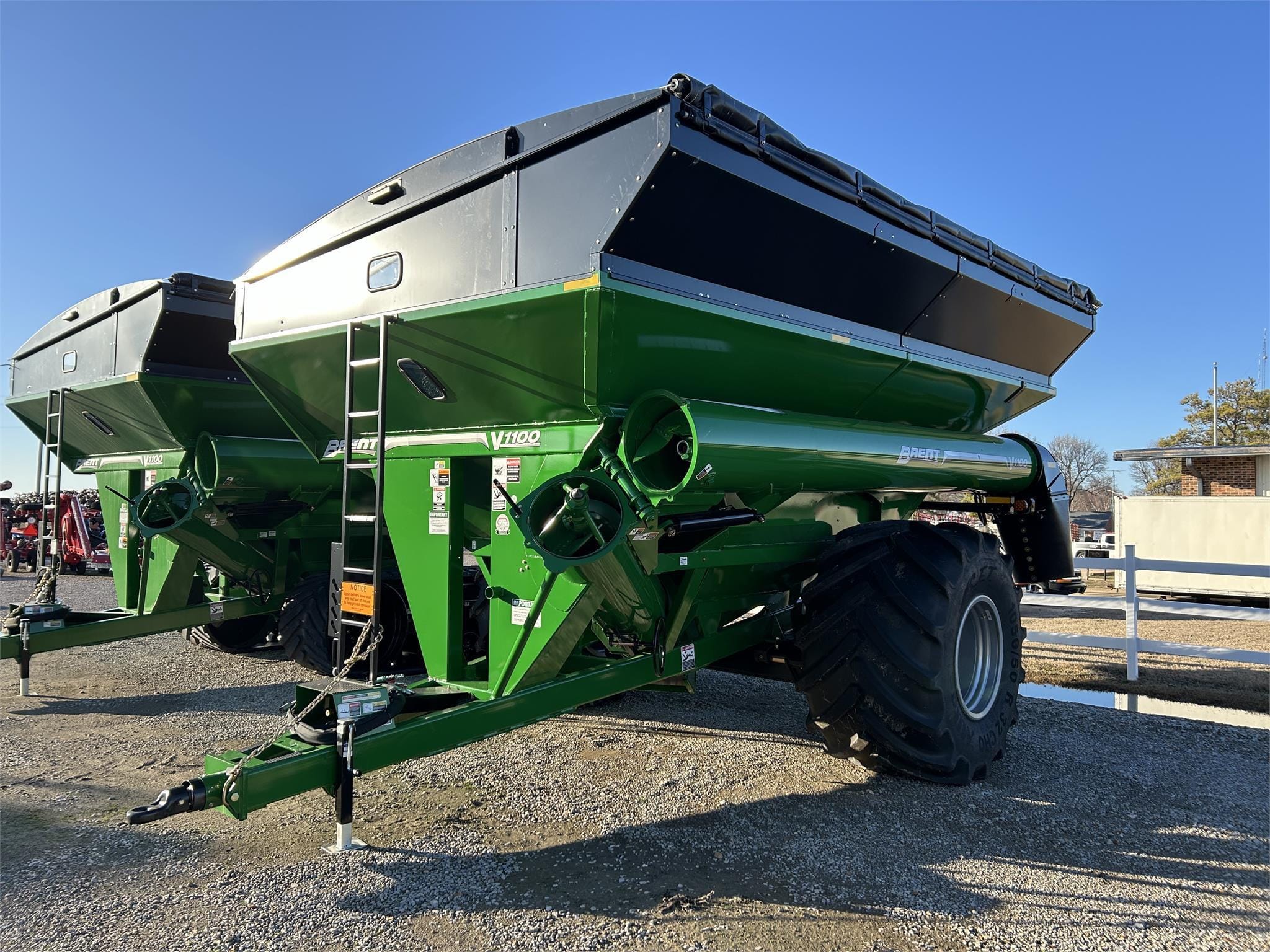 2024 Brent V1100 Equipment Image0