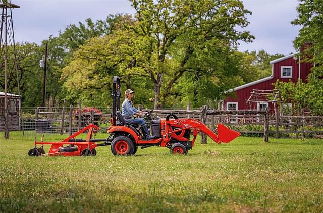 Image of Kubota BX2680 equipment image 4