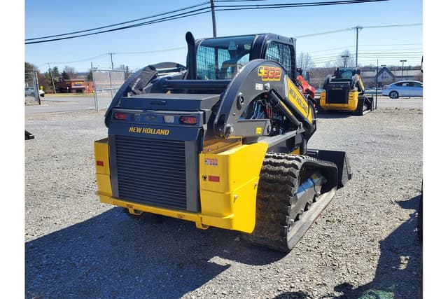 Image of New Holland C332 equipment image 4