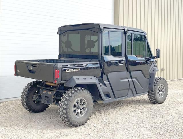 Image of Can-Am Defender HD10 equipment image 4