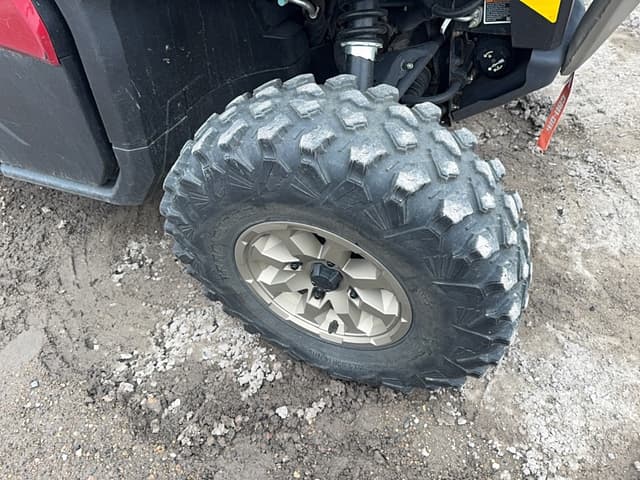 Image of Can-Am Defender HD10 equipment image 3
