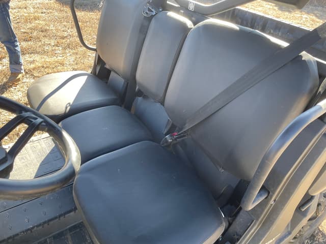 Image of Can-Am Defender equipment image 4