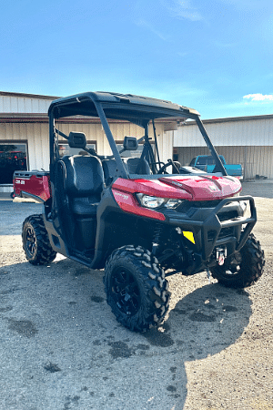 Image of Can-Am Defender XT HD10 Image 0