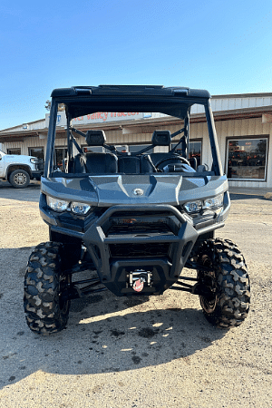 Image of Can-Am Defender XT HD9 Image 1