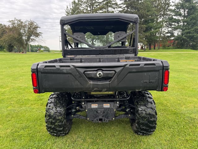 Image of Can-Am Defender XT HD9 equipment image 4