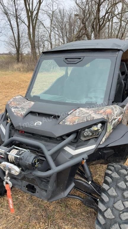 Image of Can-Am 1000R equipment image 3