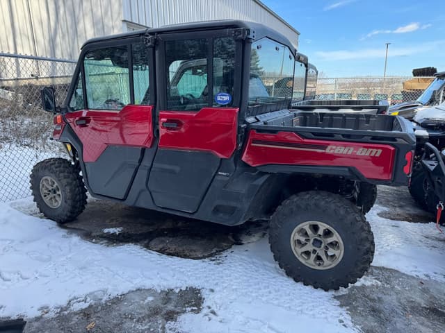 Image of Can-Am HD10 equipment image 1