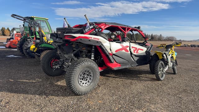 Image of Can-Am Maverick XRC equipment image 1