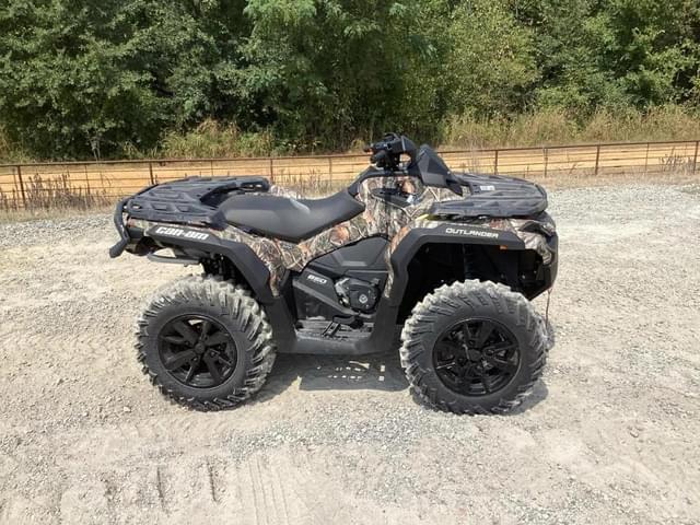 Image of Can-Am Outlander 850 XT equipment image 1