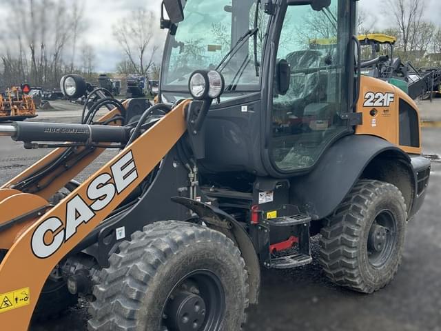 Image of Case 221F equipment image 1