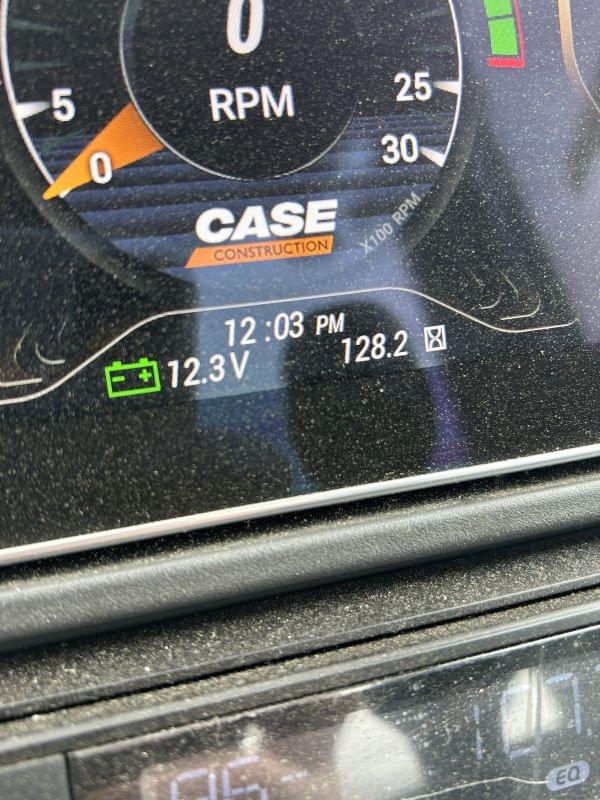 Image of Case 221F equipment image 3