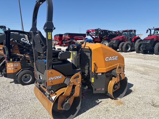 Image of Case DV26E equipment image 4