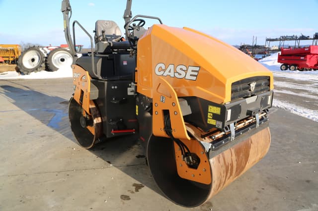 Image of Case DV36E equipment image 3