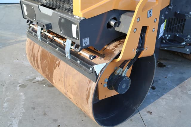 Image of Case DV36E equipment image 1