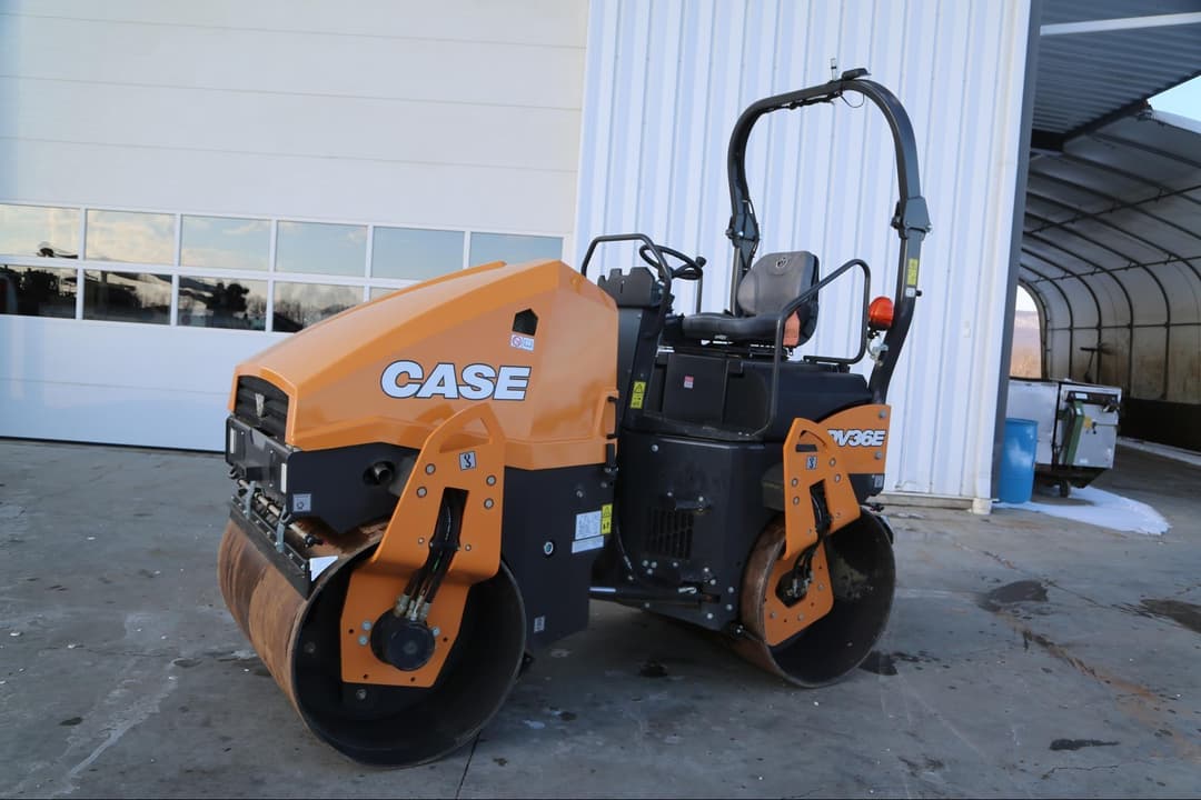 Image of Case DV36E Primary image