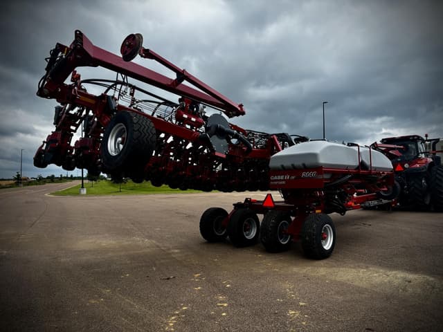 Image of Case IH 2140 equipment image 4