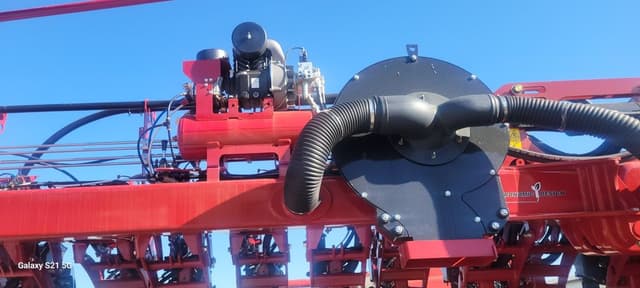 Image of Case IH 2140 equipment image 2