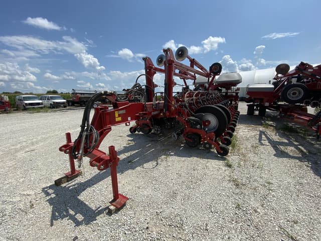 Image of Case IH 2150 equipment image 3