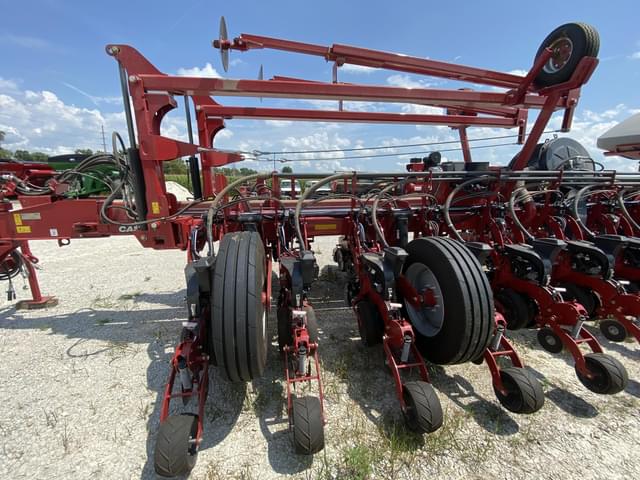 Image of Case IH 2150 equipment image 4