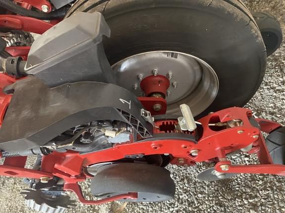 Image of Case IH 2150 equipment image 4