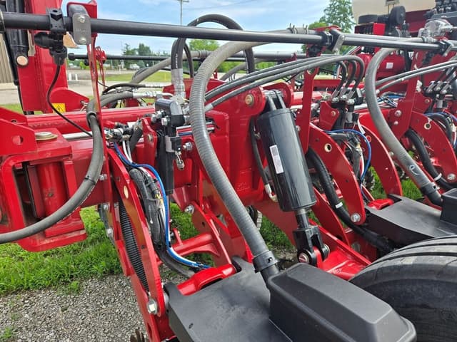 Image of Case IH 2150 equipment image 4