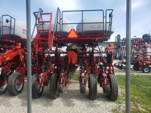 Image of Case IH 2150 equipment image 3