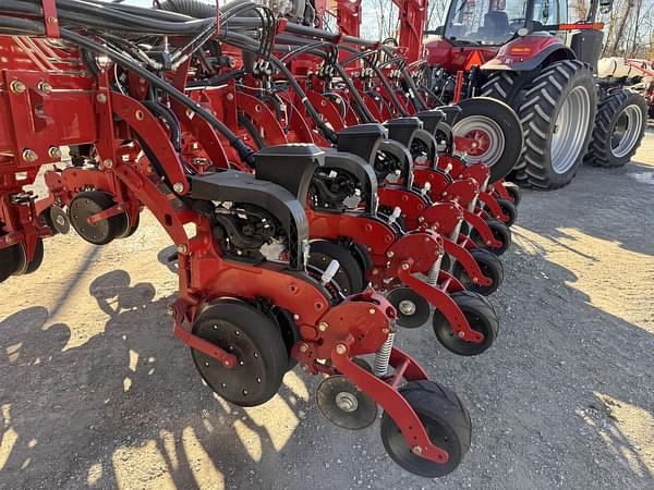 Image of Case IH 2150 equipment image 4