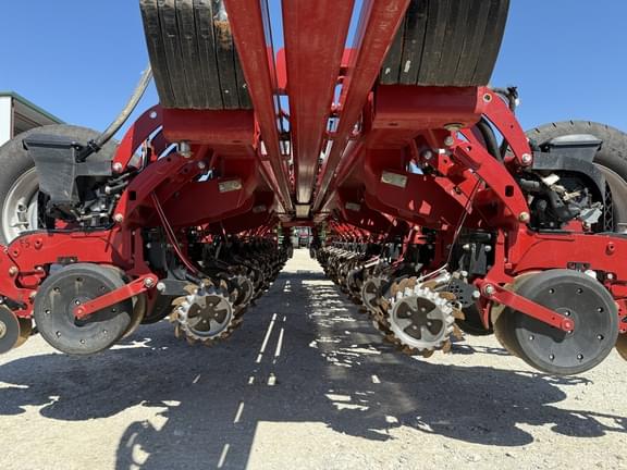 Image of Case IH 2150 equipment image 2