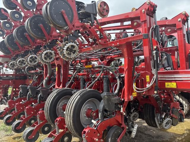 Image of Case IH 2150S equipment image 3