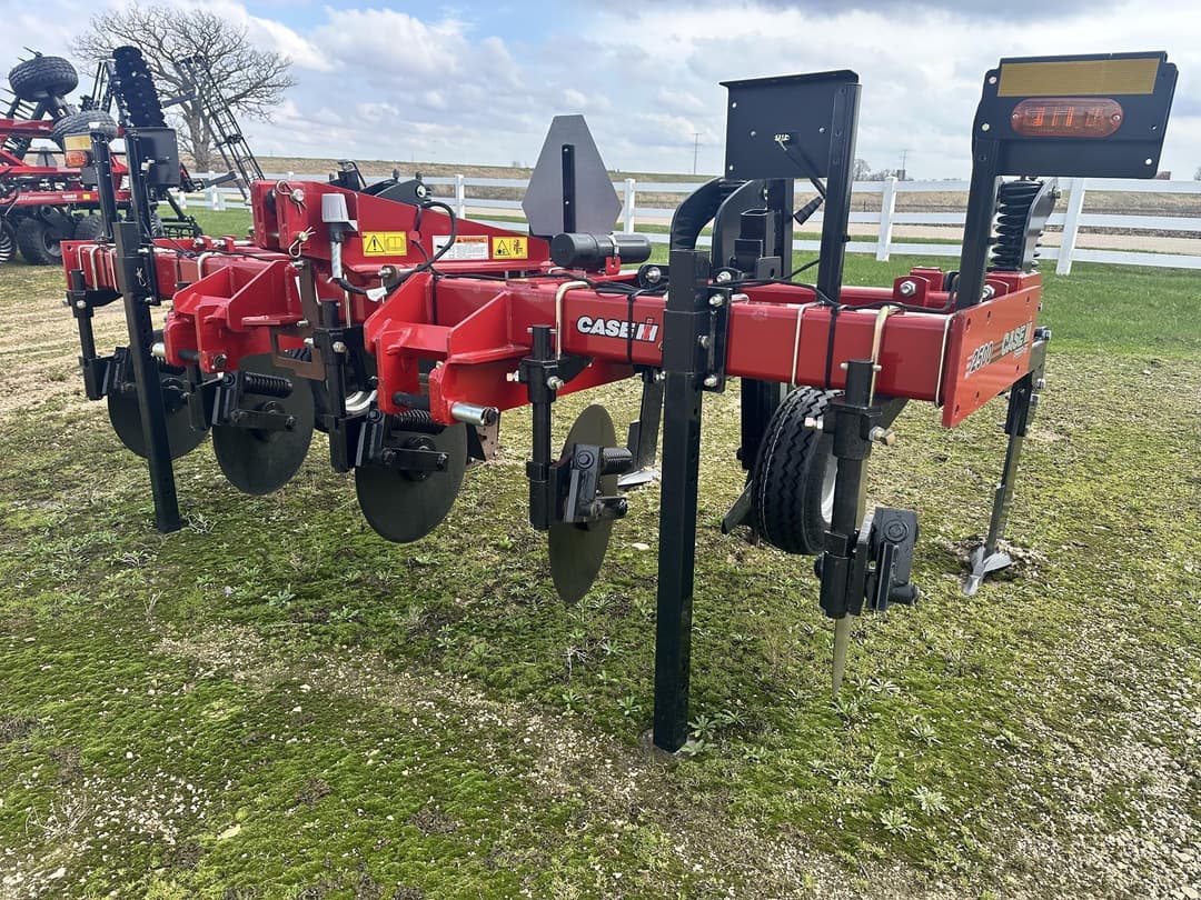 Image of Case IH 2500 Image 1