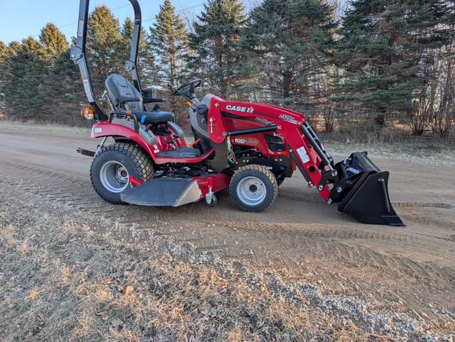 Image of Case IH Farmall 25SC equipment image 2