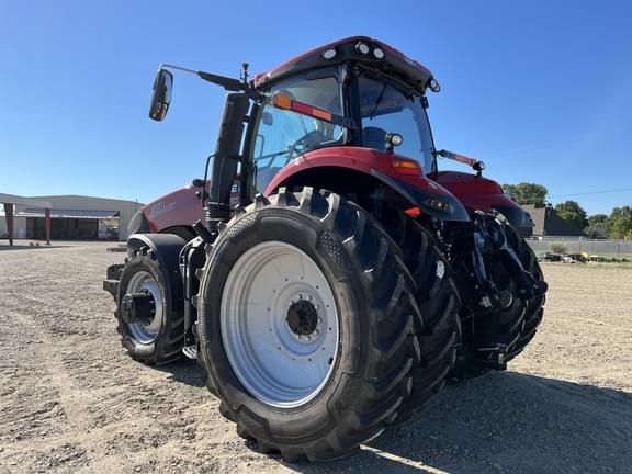 Image of Case IH Magnum 310 equipment image 2