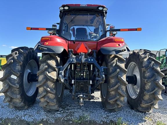 Image of Case IH Magnum 310 equipment image 4