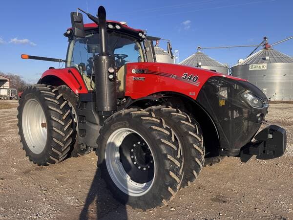 Image of Case IH 340 equipment image 1