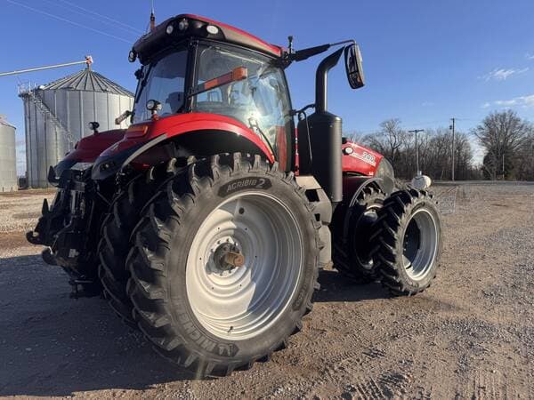 Image of Case IH 340 equipment image 2
