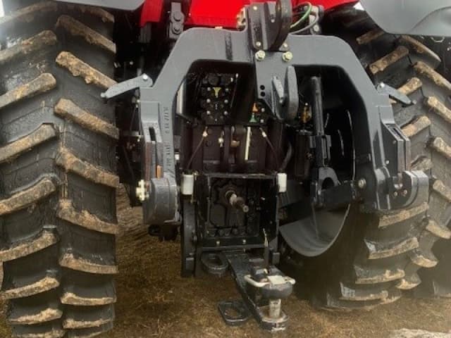Image of Case IH Magnum 340 equipment image 3