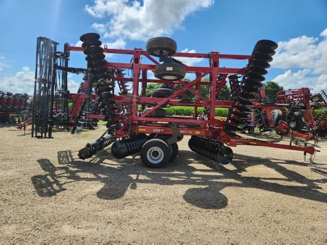 Image of Case IH 345 equipment image 4