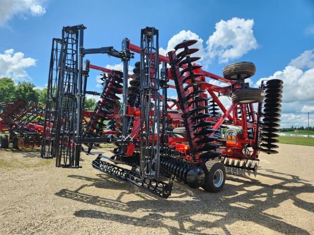 Image of Case IH 345 equipment image 3